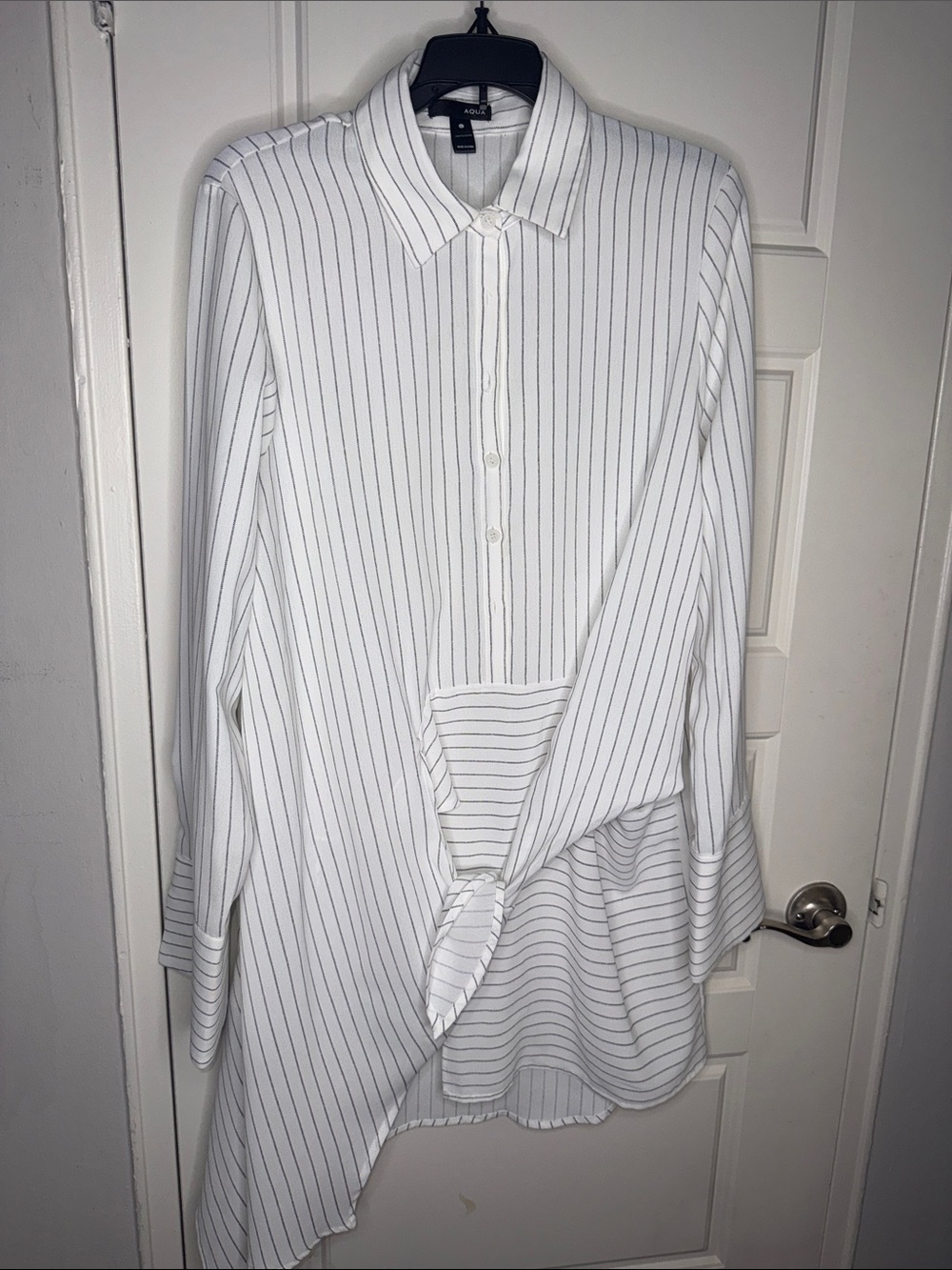 Men's White Pinstripe Long-Sleeve Shirt